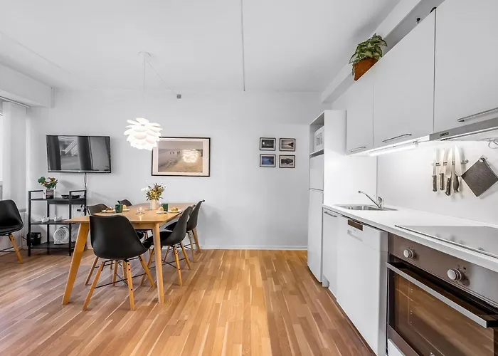 Anastasia - 200m From The Sea By Interhome